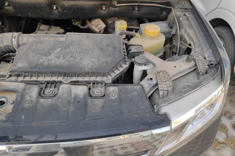 Used Wuling Zhengtu 2021 1.5L Adventure LAR Engine Bay Left