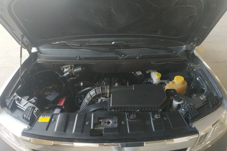 Used Wuling Zhengtu 2021 1.5L Entry-Level LAR Engine Bay