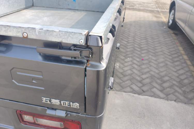 Used Wuling Zhengtu 2021 1.5L Entry-Level LAR Exterior 3