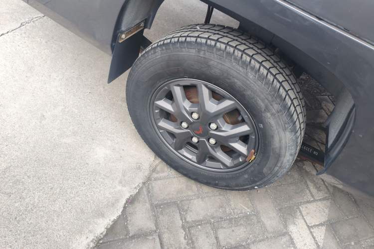 Used Wuling Zhengtu 2021 1.5L Entry-Level LAR Exterior 5