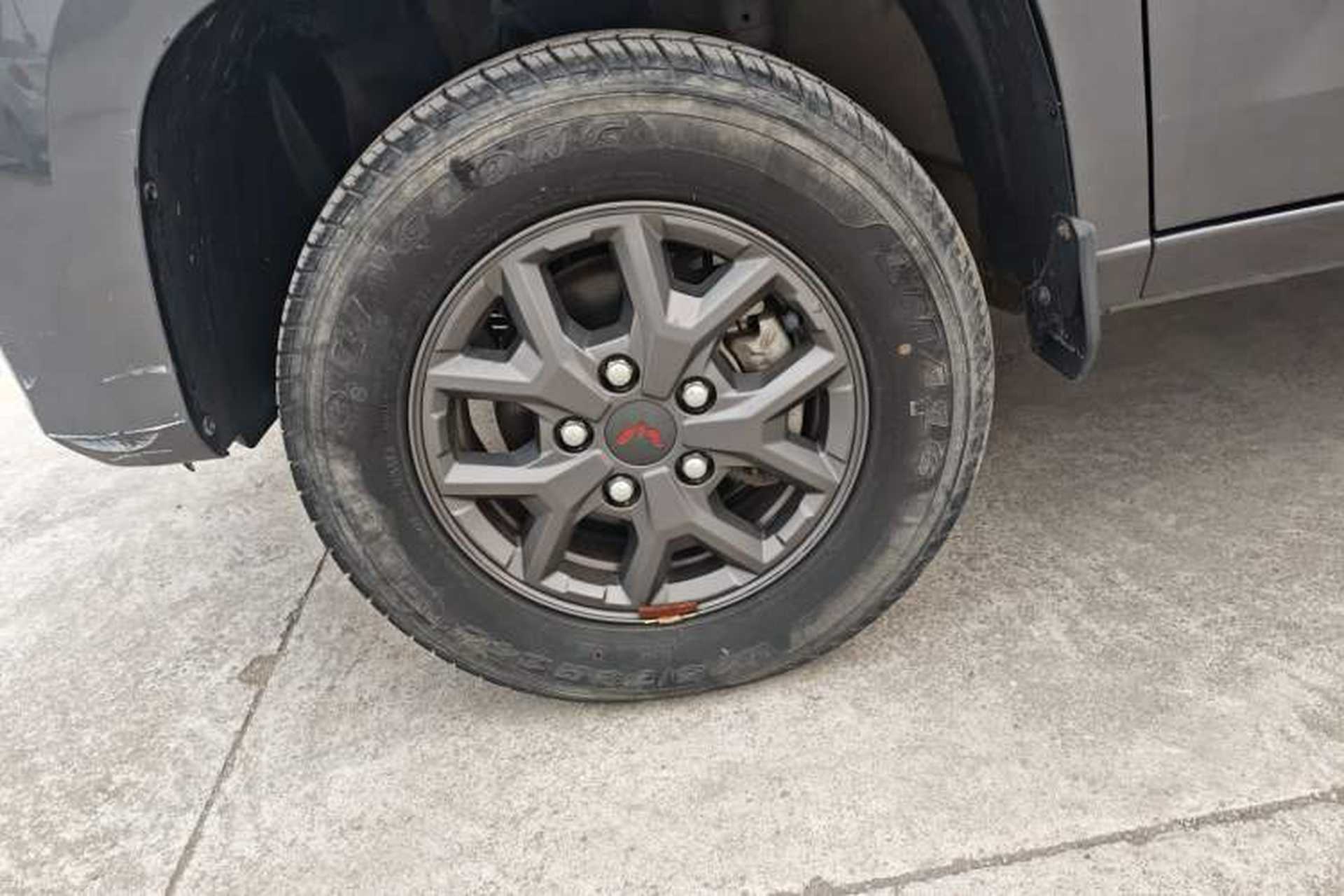 Used Wuling Zhengtu 2021 1.5L Entry-Level LAR Exterior 7