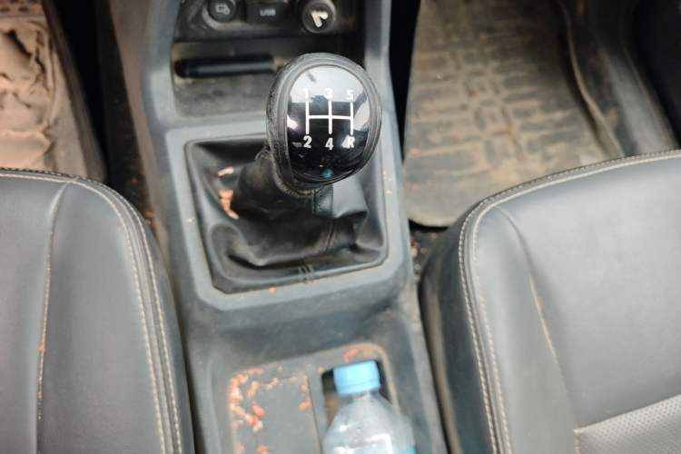 Used Wuling Zhengtu 2021 1.5L Adventure LAR Gear Lever