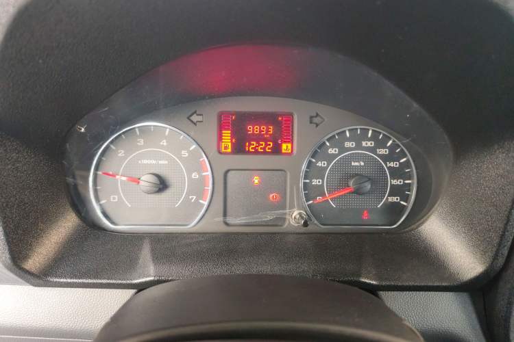 Used Wuling Zhengtu 2021 1.5L Entry-Level LAR Instrument Cluster
