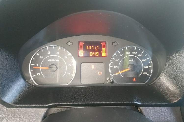 Used Wuling Zhengtu 2021 1.5L Entry-Level LAR Instrument Cluster