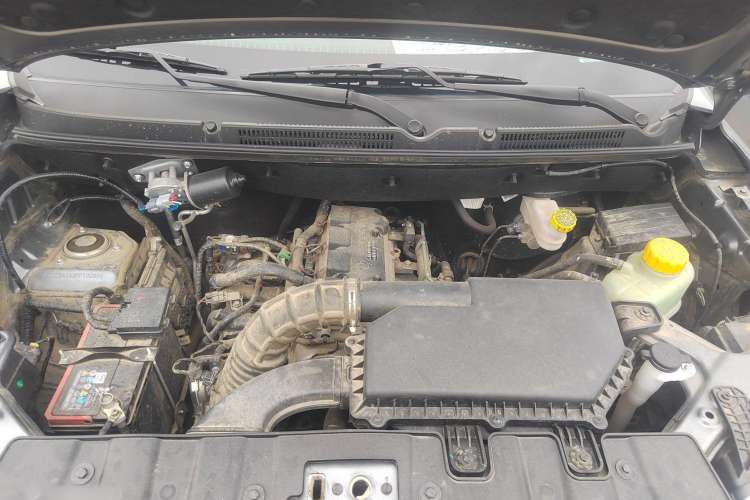 Used Wuling Zhengtu 2021 1.5L Adventure LAR Interior 8