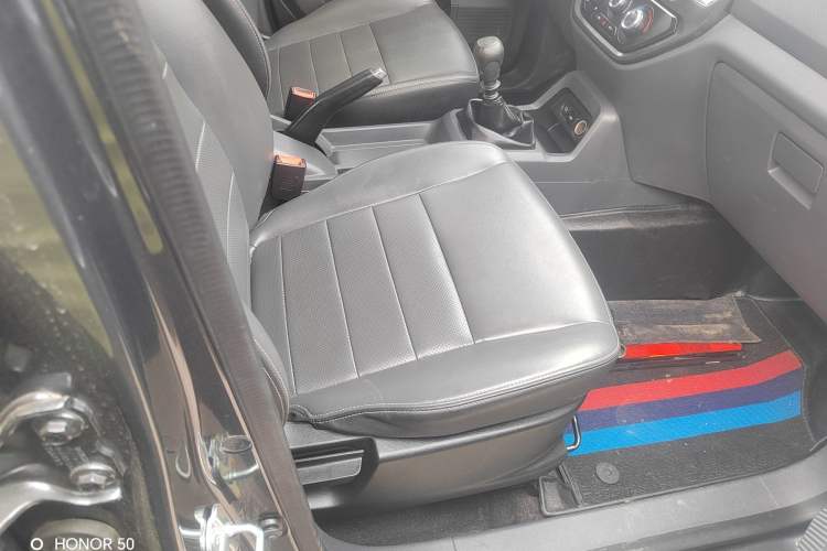 Used Wuling Zhengtu 2021 1.5L Adventure LAR Interior 9