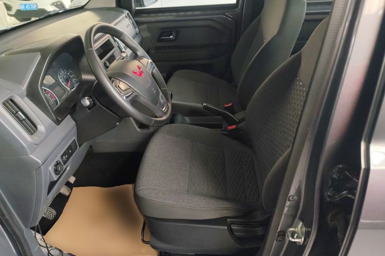Used Wuling Zhengtu 2021 1.5L Entry-Level LAR Left Front Seat