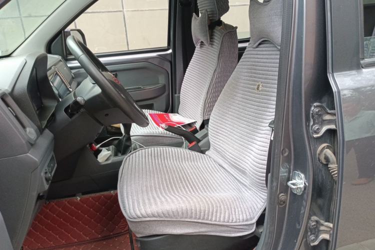 Used Wuling Zhengtu 2021 1.5L Adventure LAR Left Front Seat