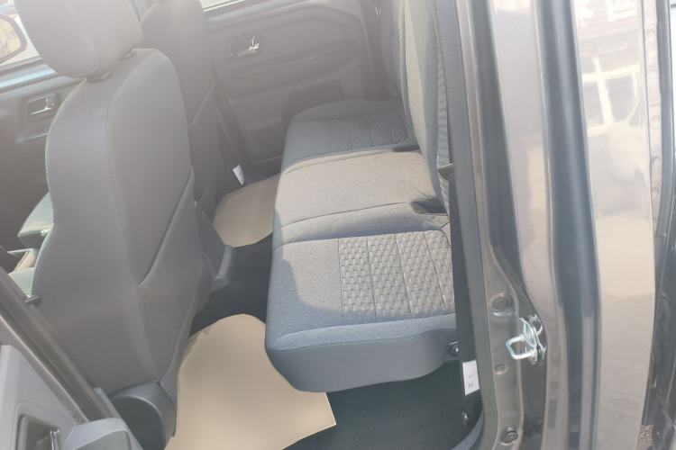 Used Wuling Zhengtu 2021 1.5L Entry-Level LAR Left Rear Seat
