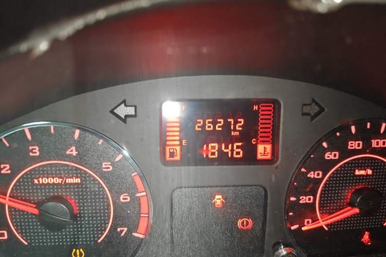 Used Wuling Zhengtu 2021 1.5L Adventure LAR Odometer Close Up
