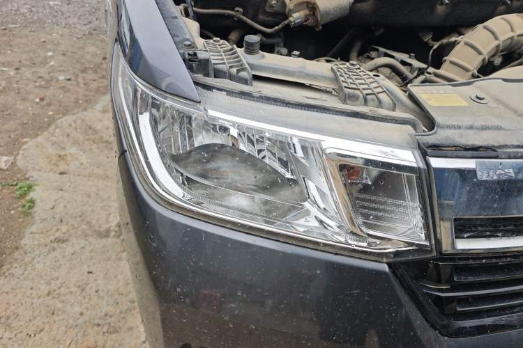 Used Wuling Zhengtu 2021 1.5L Adventure LAR Right Front Headlight