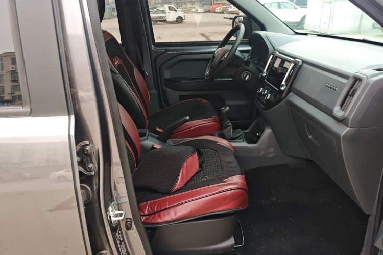 Used Wuling Zhengtu 2021 1.5L Entry-Level LAR Right Front Seat