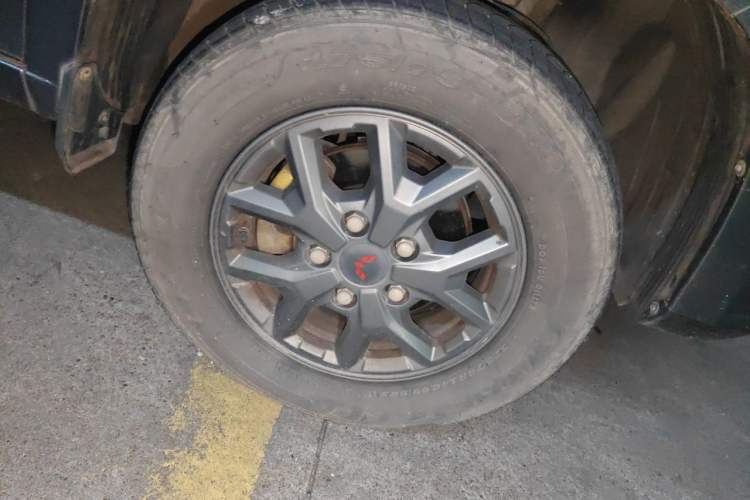 Used Wuling Zhengtu 2021 1.5L Adventure LAR Right Front Wheel Hub