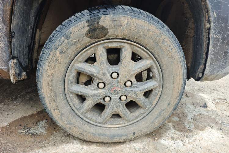 Used Wuling Zhengtu 2021 1.5L Adventure LAR Right Front Wheel Hub