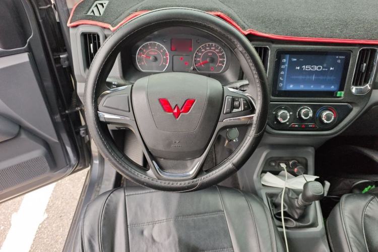 Used Wuling Zhengtu 2021 1.5L Adventure LAR Steering Wheel