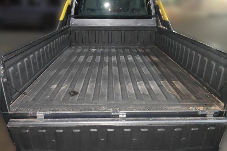 Used Wuling Zhengtu 2021 1.5L Adventure LAR Trunk