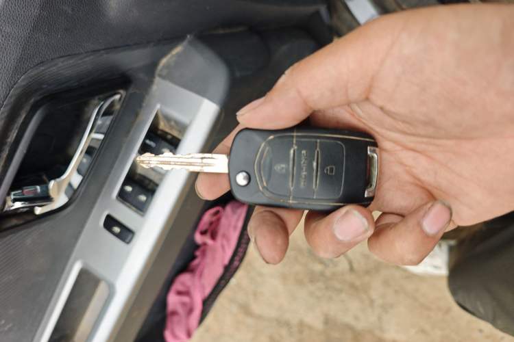 Used Wuling Zhengtu 2021 1.5L Adventure LAR Vehicle Key