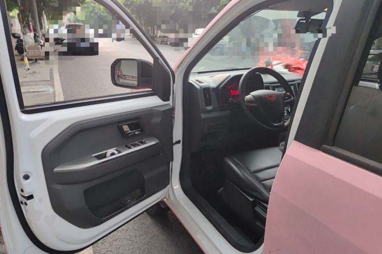 Used Wuling Zhengtu 2021 1.5L Adventure LAR Driver Seat