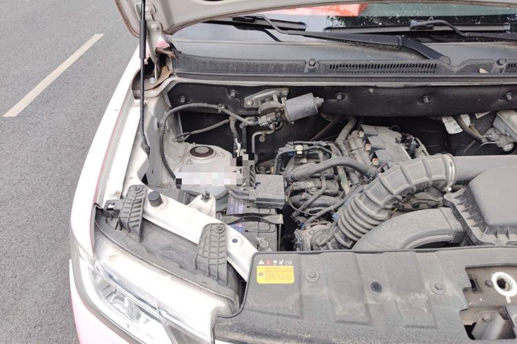 Used Wuling Zhengtu 2021 1.5L Adventure LAR Engine Bay Right
