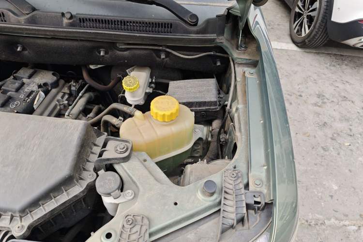 Used Wuling Zhengtu 2021 1.5L Adventure LAR Engine Bay Left