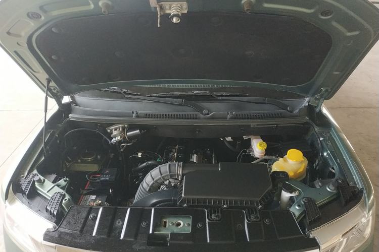 Used Wuling Zhengtu 2021 1.5L Entry-Level LAR Engine Bay
