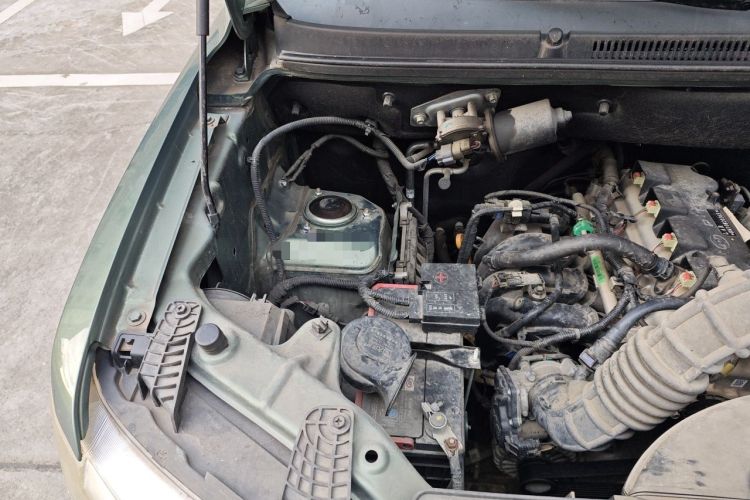 Used Wuling Zhengtu 2021 1.5L Adventure LAR Engine Bay Right
