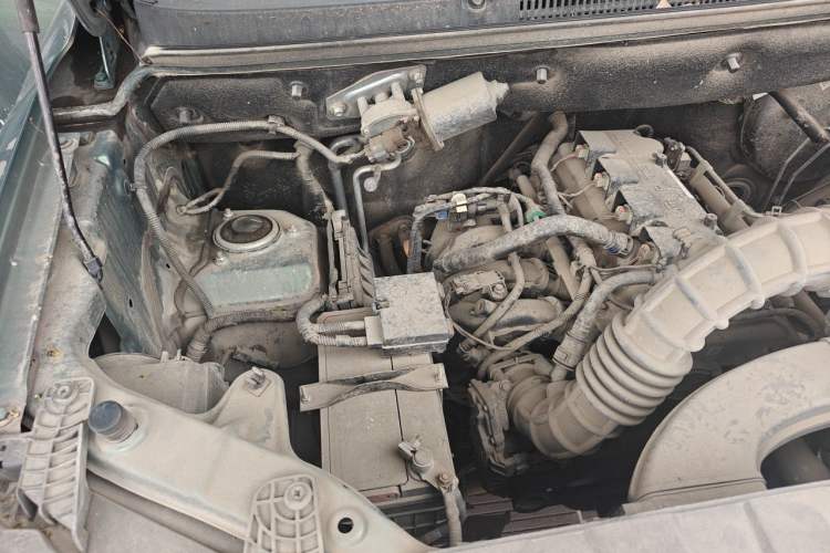 Used Wuling Zhengtu 2021 1.5L Adventure LAR Engine Bay Right
