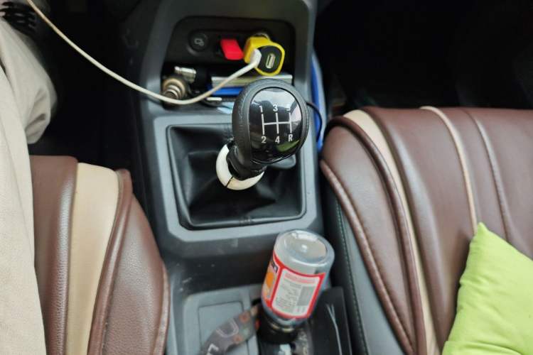 Used Wuling Zhengtu 2021 1.5L Adventure LAR Gear Lever