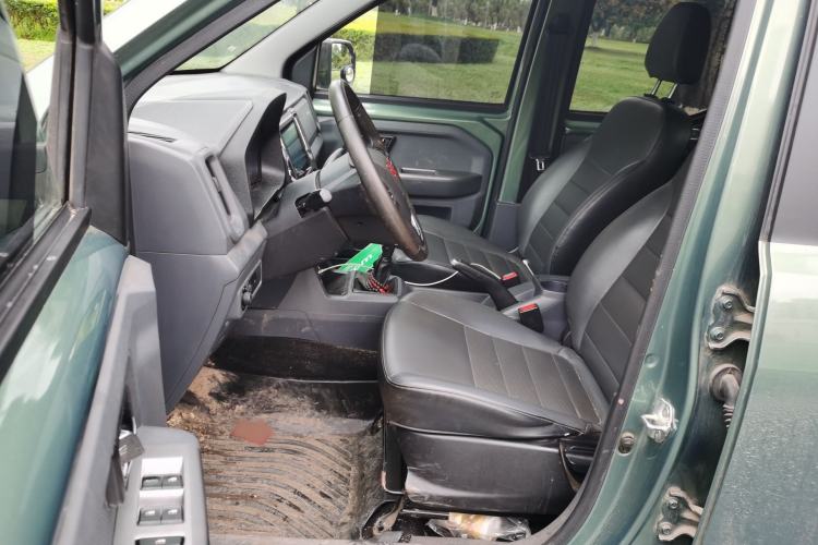 Used Wuling Zhengtu 2021 1.5L Adventure LAR Interior 3
