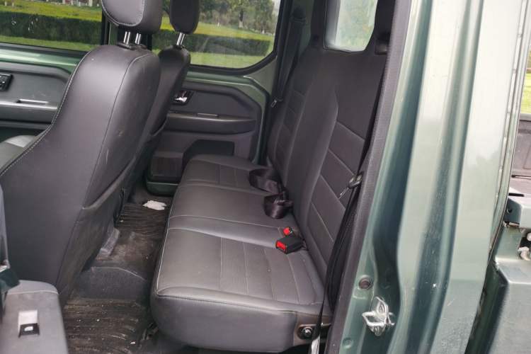Used Wuling Zhengtu 2021 1.5L Adventure LAR Interior 4
