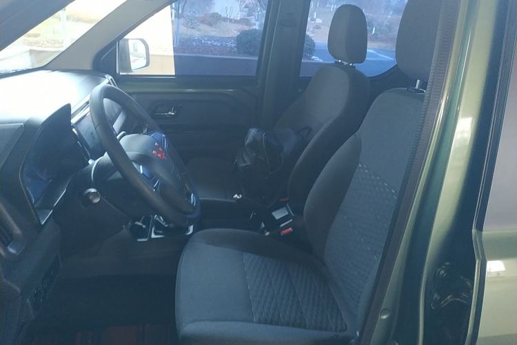 Used Wuling Zhengtu 2021 1.5L Entry-Level LAR Left Front Seat
