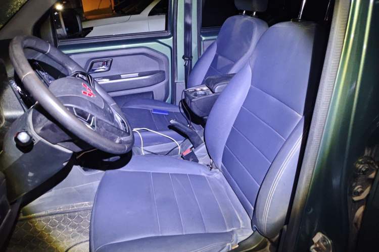 Used Wuling Zhengtu 2021 1.5L Adventure LAR Left Front Seat