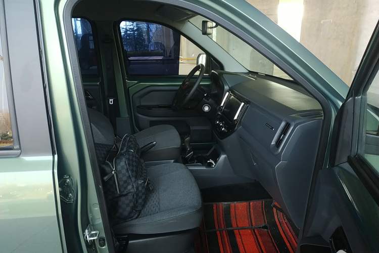 Used Wuling Zhengtu 2021 1.5L Entry-Level LAR Right Front Seat