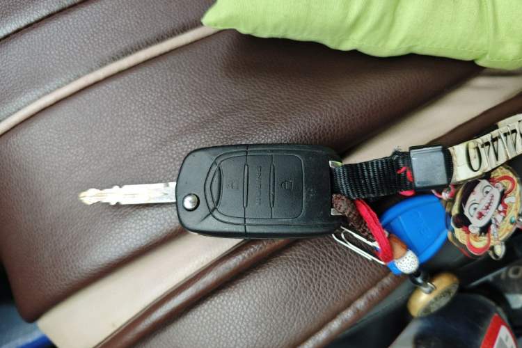 Used Wuling Zhengtu 2021 1.5L Adventure LAR Vehicle Key