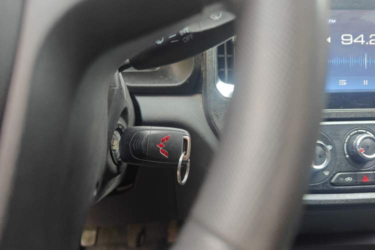 Used Wuling Zhengtu 2021 1.5L Adventure LAR Vehicle Key
