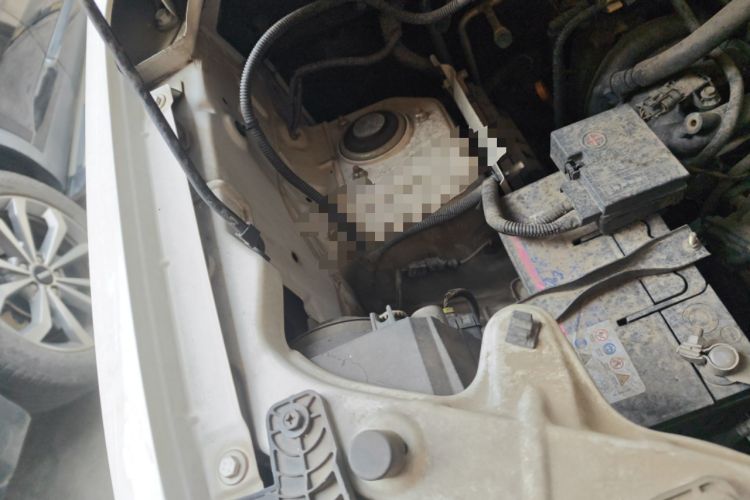 Used Wuling Zhengtu 2021 1.5L Adventure LAR Engine Bay Right