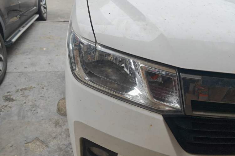 Used Wuling Zhengtu 2021 1.5L Adventure LAR Right Front Headlight