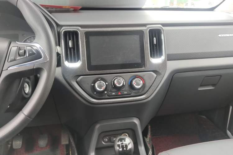 Used Wuling Zhengtu 2021 1.5L Adventure LAR Audio And AC Panel