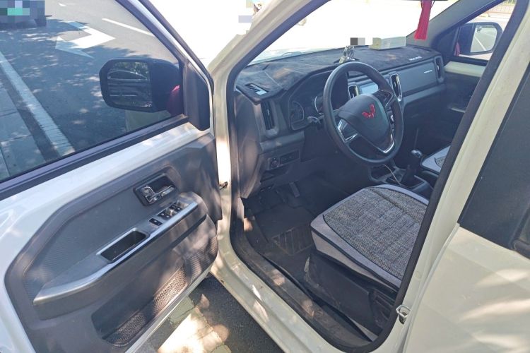 Used Wuling Zhengtu 2021 1.5L Adventure LAR Driver Seat