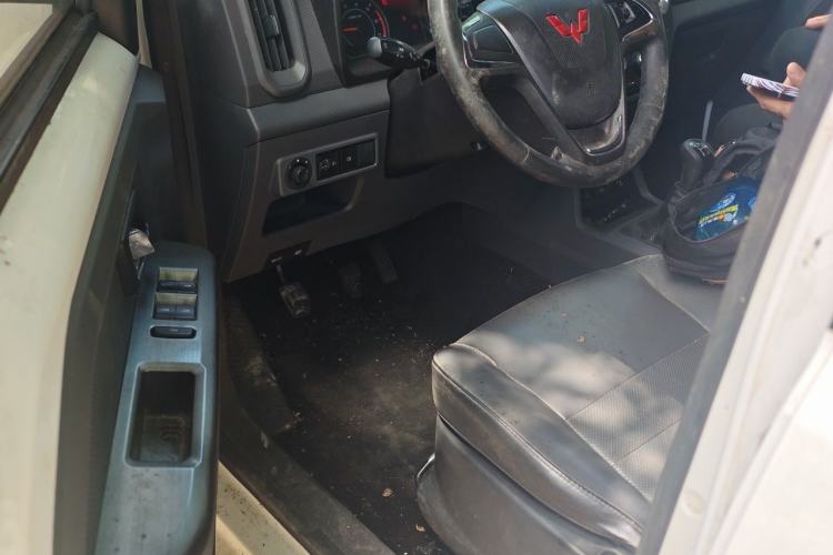 Used Wuling Zhengtu 2021 1.5L Adventure LAR Driver Seat