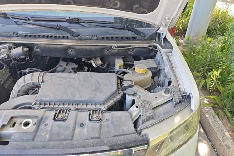 Used Wuling Zhengtu 2021 1.5L Adventure LAR Engine Bay Left