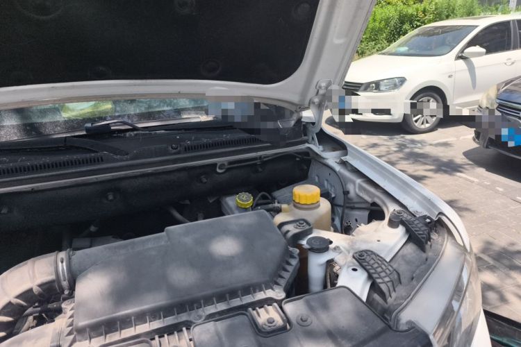 Used Wuling Zhengtu 2021 1.5L Entry-Level LAR Engine Bay Left