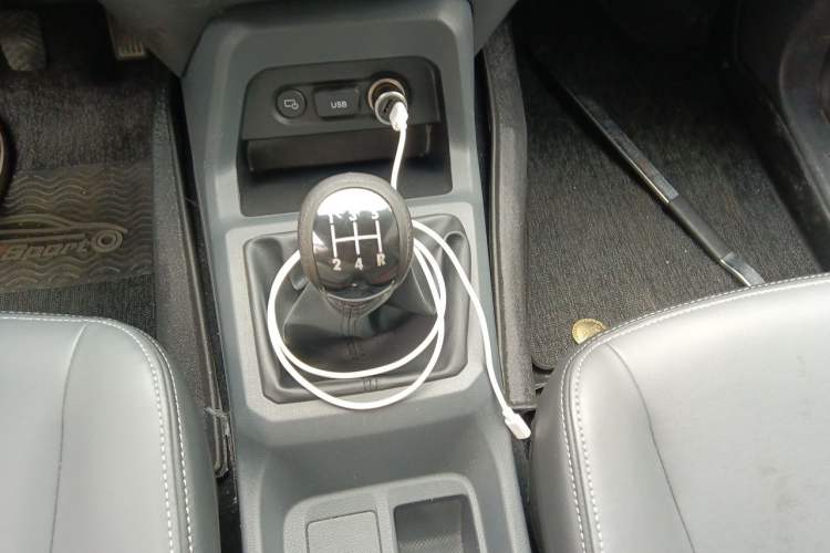 Used Wuling Zhengtu 2021 1.5L Adventure LAR Gear Lever
