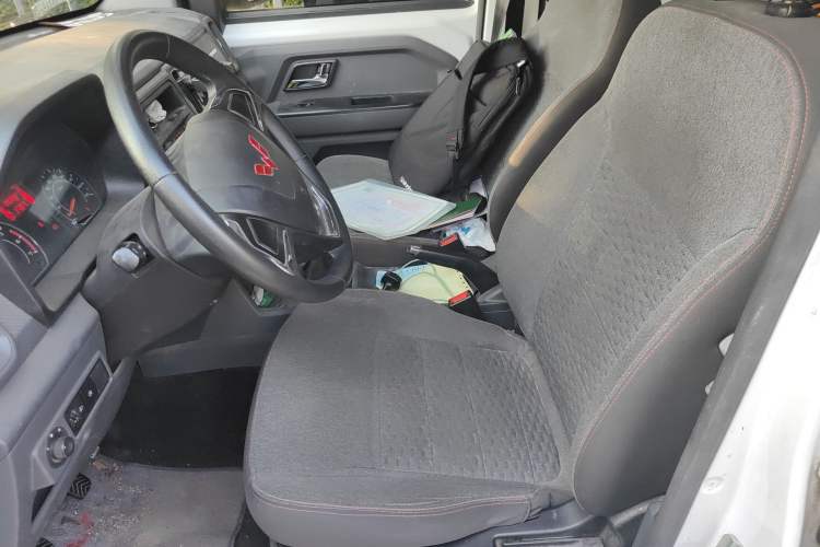 Used Wuling Zhengtu 2021 1.5L Entry-Level LAR Left Front Seat
