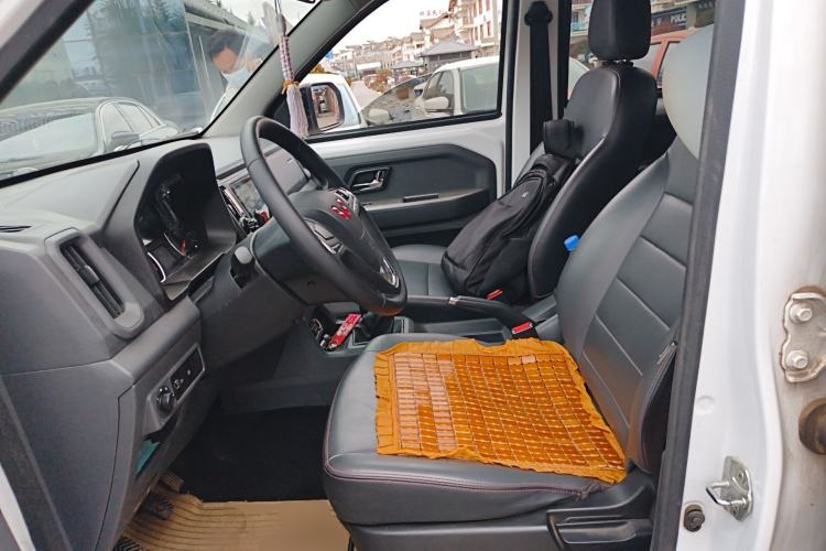 Used Wuling Zhengtu 2021 1.5L Adventure LAR Left Front Seat