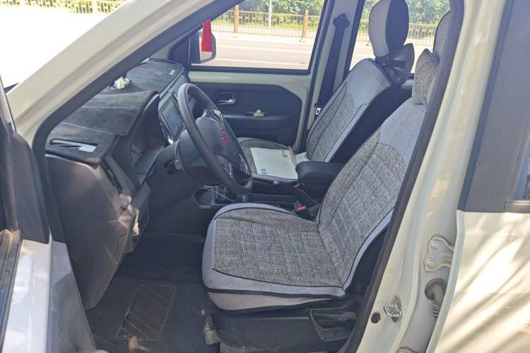 Used Wuling Zhengtu 2021 1.5L Adventure LAR Left Front Seat