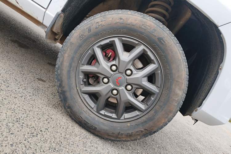 Used Wuling Zhengtu 2021 1.5L Adventure LAR Right Front Wheel Hub
