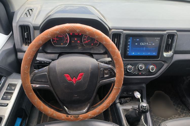 Used Wuling Zhengtu 2021 1.5L Adventure LAR Steering Wheel