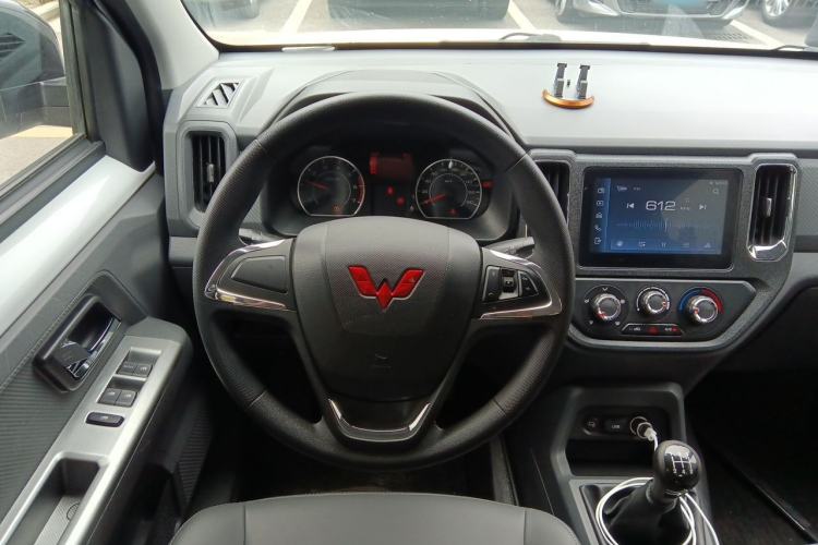 Used Wuling Zhengtu 2021 1.5L Adventure LAR Steering Wheel