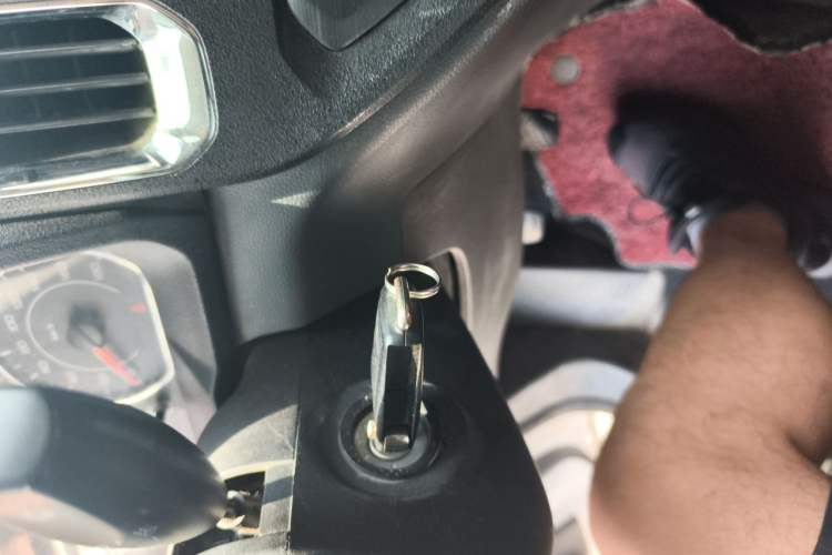Used Wuling Zhengtu 2021 1.5L Entry-Level LAR Vehicle Key